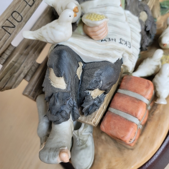 Emmett Kelly Jr. By Flambro No Loitering Clown Signed Porcelain Figurine - Picture 13 of 17